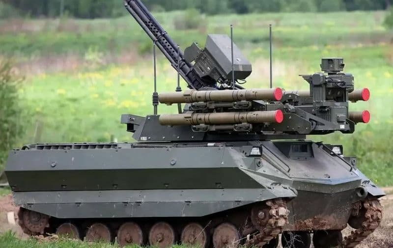Боевой многофункциональный наземный робот «Уран-9»