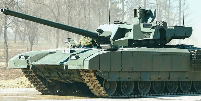 Основной боевой танк Т-14 «Армата» на параде